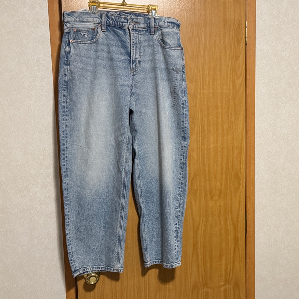 American Eagle Outfitters Barrel Women's Jeans